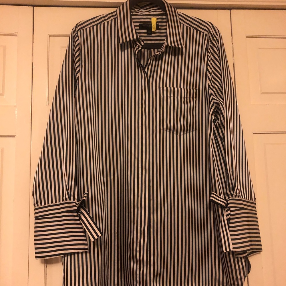 Banana Republic Parker Blouse black and cream Stripes bow tie Cuff SZ LG R1